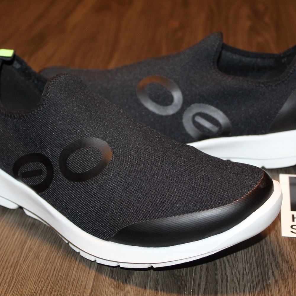 OOfos OOmg Sport LS Low Black White Womens Size 11 Sneakers - Picture 4 of 10